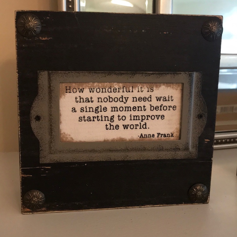 Message wall art